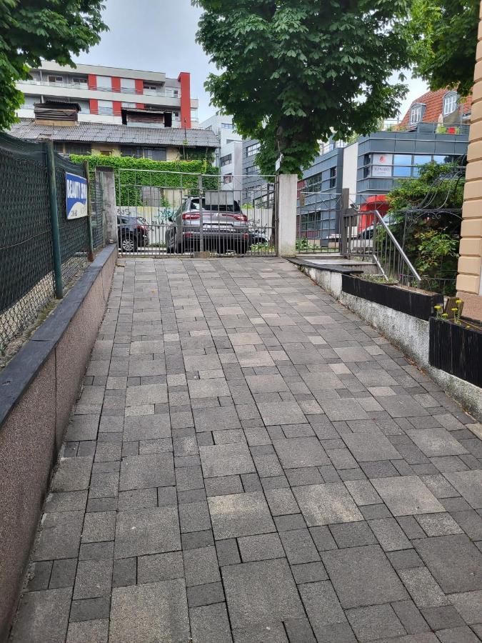 Apartman Buzanova Διαμέρισμα Ζάγκρεμπ Εξωτερικό φωτογραφία